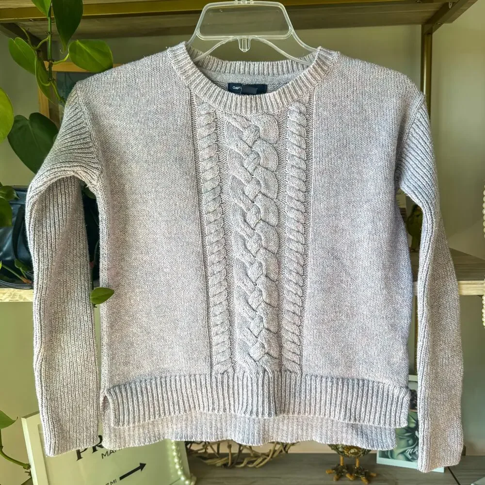 Gap Kids Preppy Lavender Gray Cable Knit Crewneck Sweater, Girls Medium/8Y